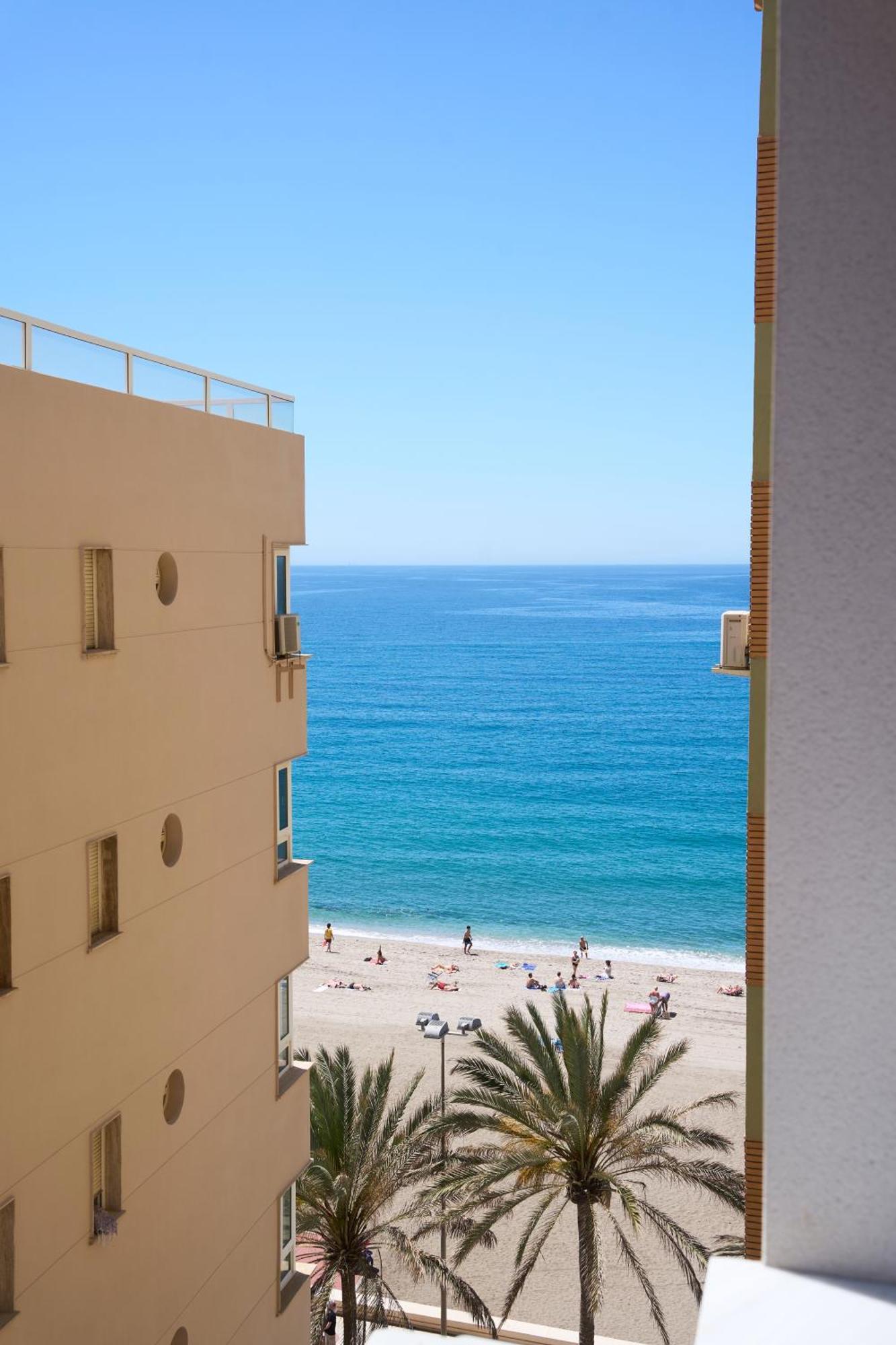Paseo Maritimo - Apartamento A Estrenar, A Pie De Playa, Con 2 Banos Almería Buitenkant foto