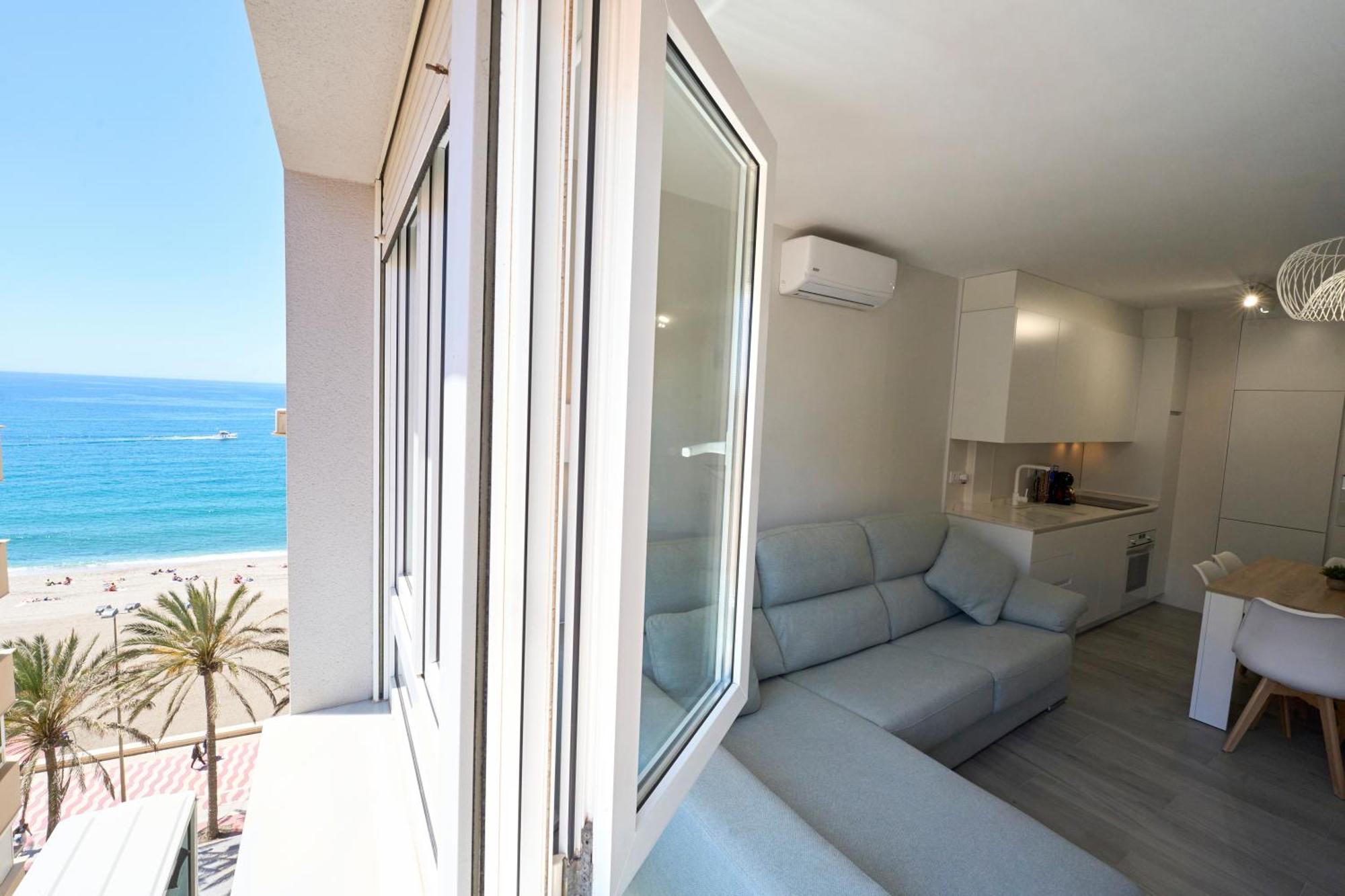 Paseo Maritimo - Apartamento A Estrenar, A Pie De Playa, Con 2 Banos Almería Buitenkant foto