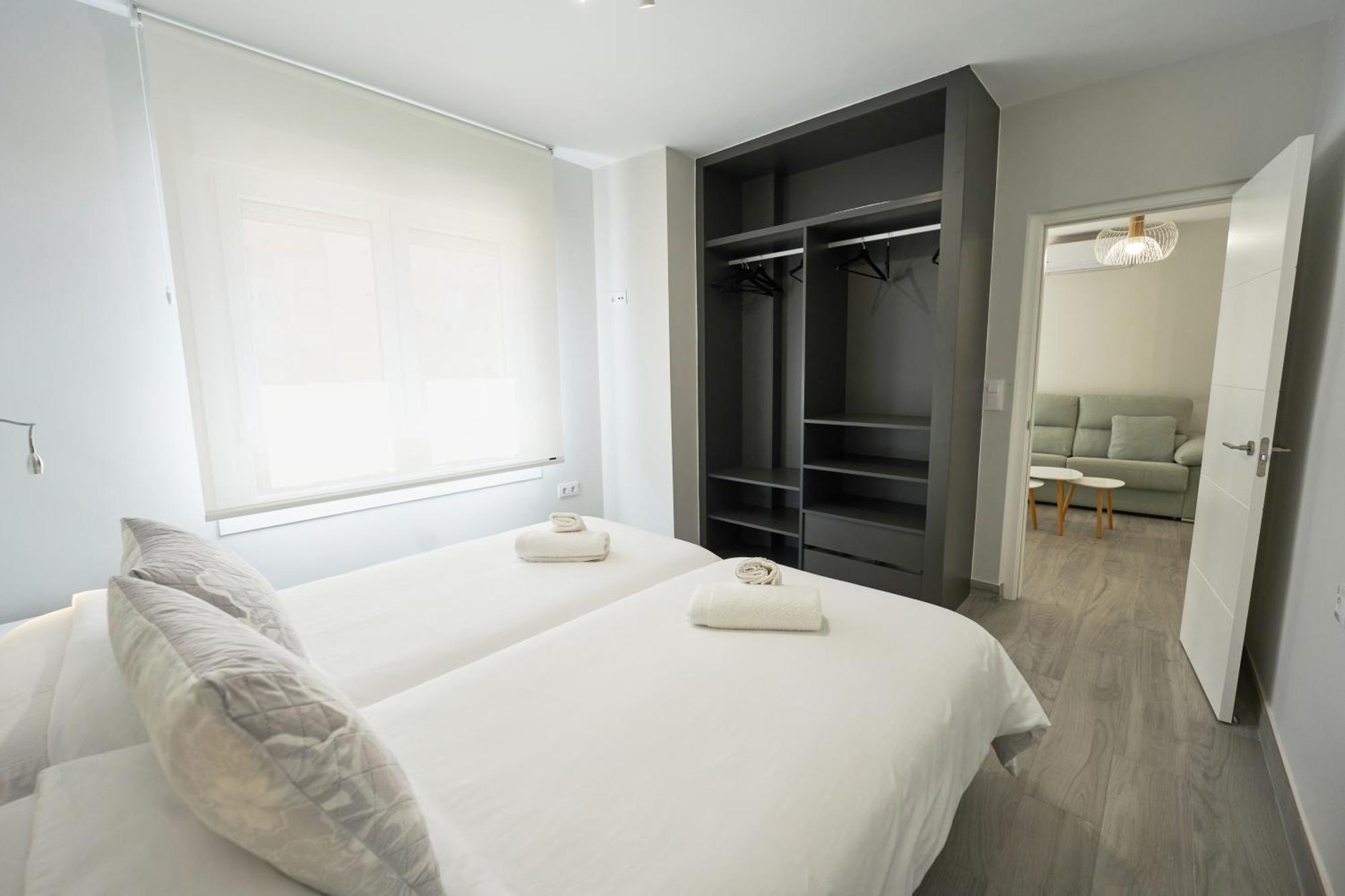 Paseo Maritimo - Apartamento A Estrenar, A Pie De Playa, Con 2 Banos Almería Buitenkant foto